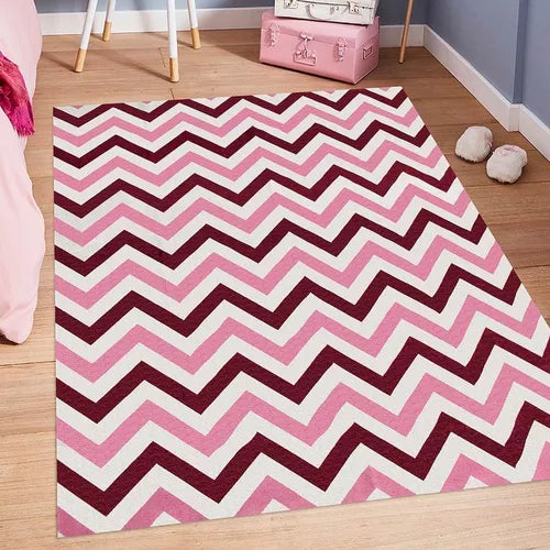 Tapete Chevron Antiderrapante Rosa 1,32mx2,00m