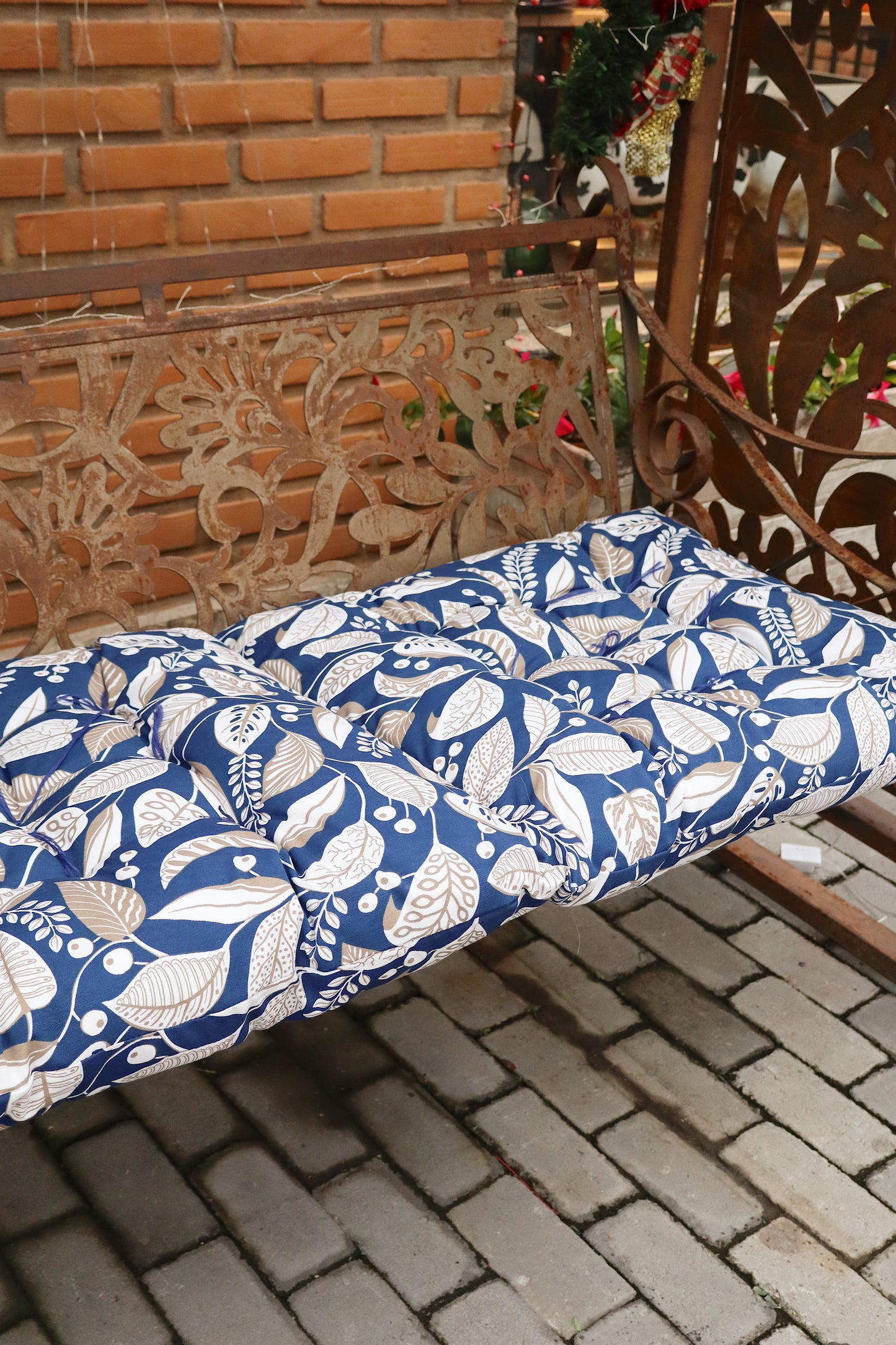 Almofada Futon Dupla Impermeável 1,10x0,50m Floral Azul