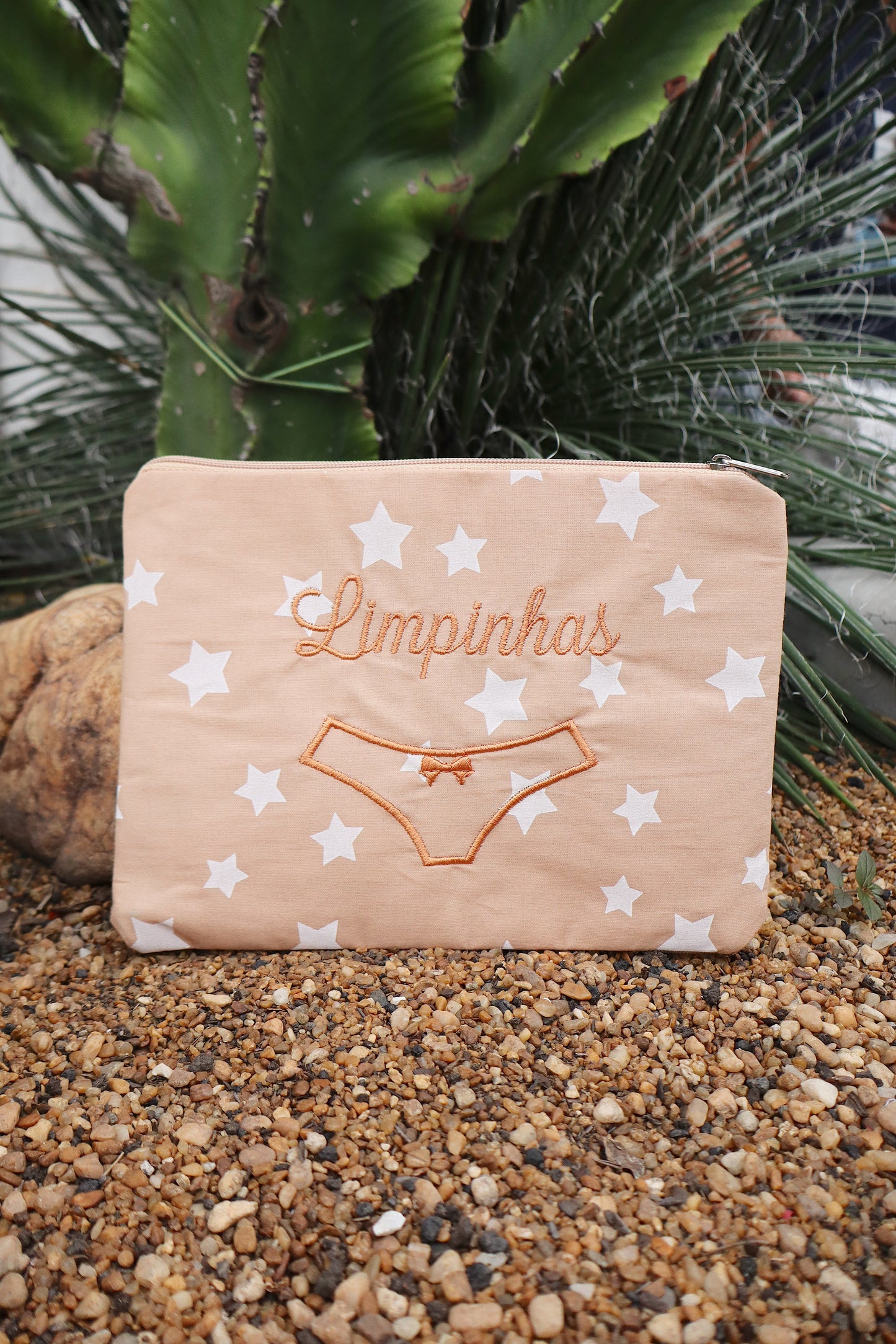 Necessaire Porta Calcinha Limpinha Sujinha Estrelas Bege