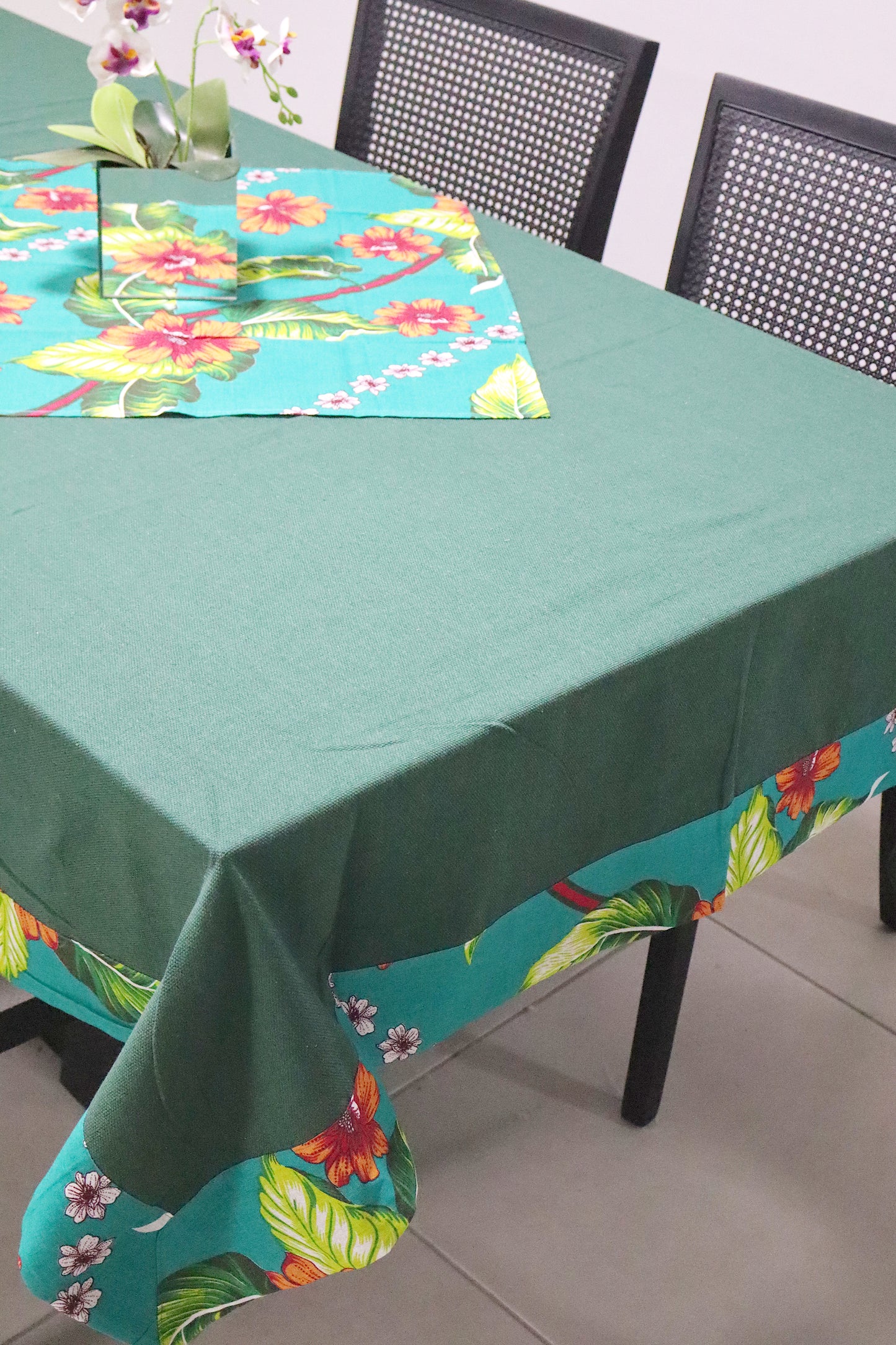 Toalha De Mesa Chita com Composê Verde 1,5mx2,2m