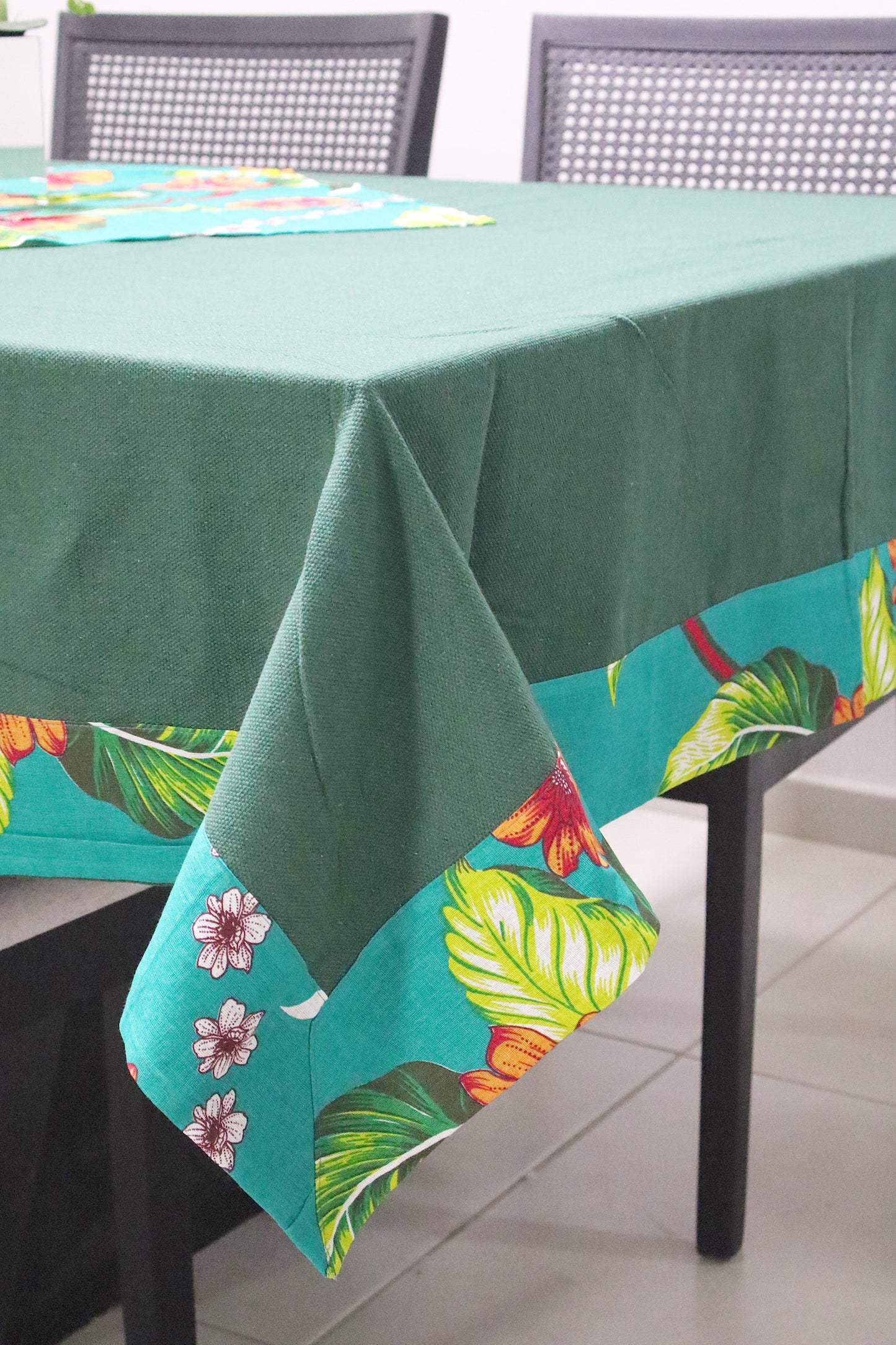 Toalha De Mesa Chita com Composê Verde 1,5mx2,2m