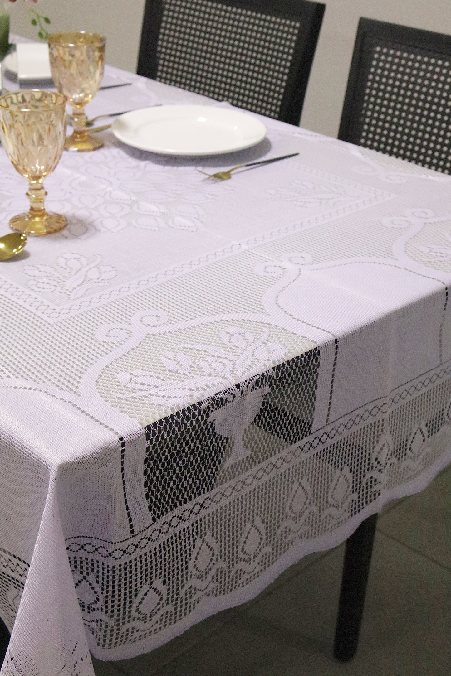 Toalha de Mesa Renda Branca 1,5mx2,2m