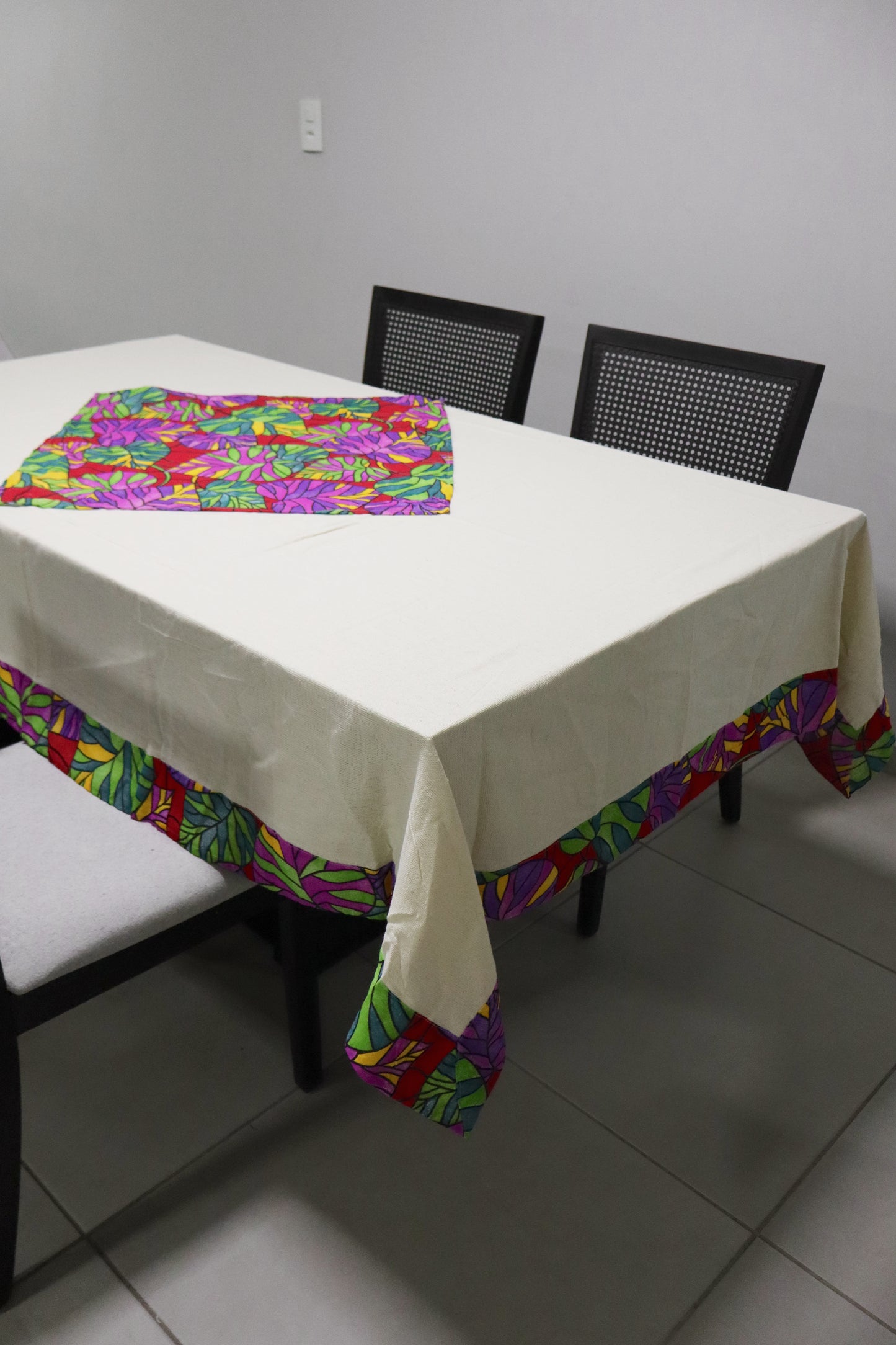 Toalha De Mesa Chita com Composê Geométrica 1,5mx2,2m