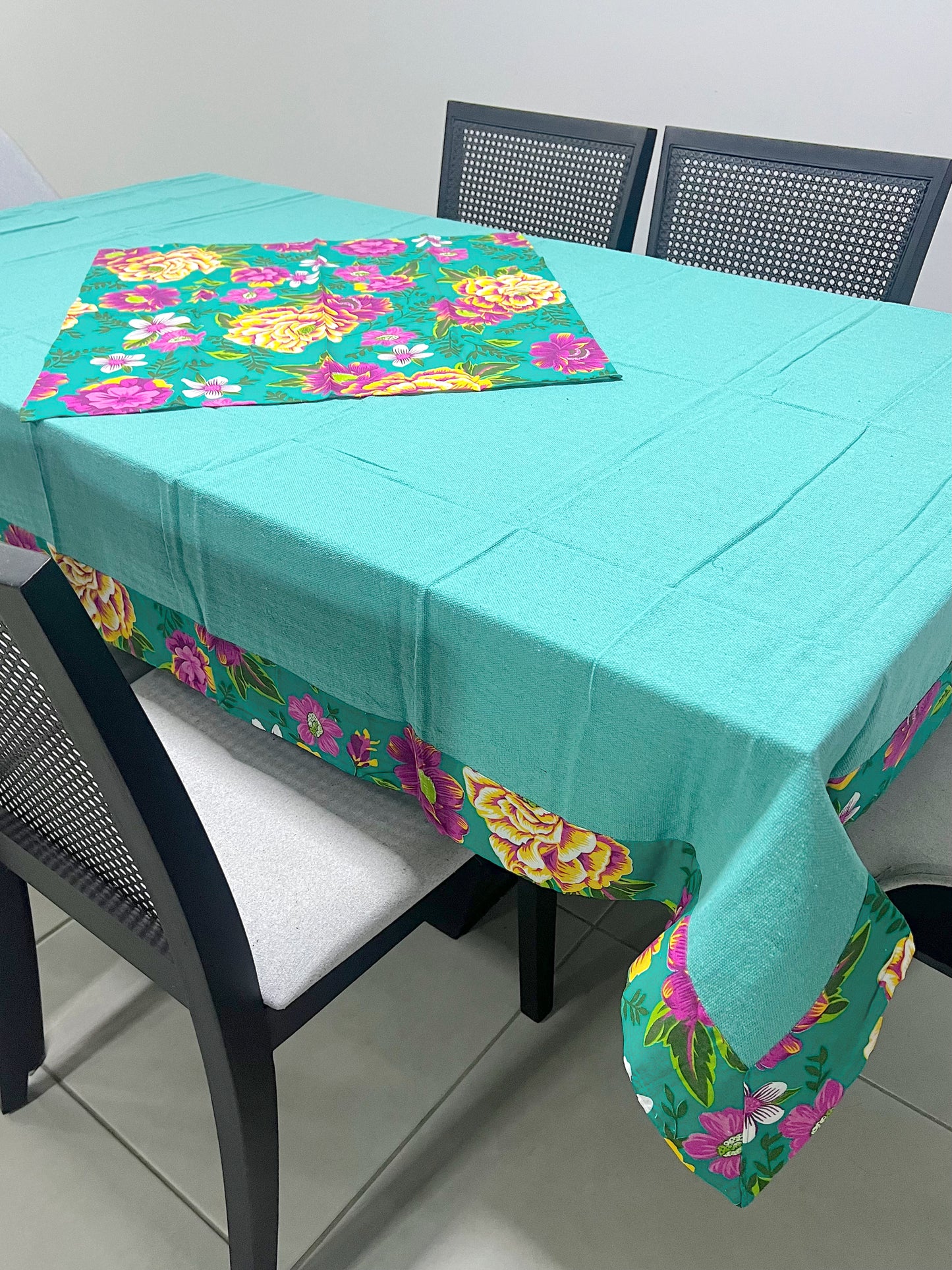 Toalha De Mesa Chita com Composê Tifanny 1,5mx3,0m