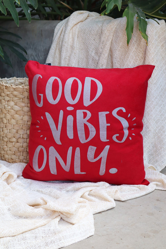 Capa de Almofada Suede Estampada Good Vibes Only Vermelho 45x45cm